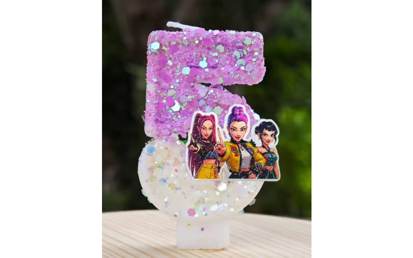 נר גליטר סיפרה 5 דגם קיי פופ