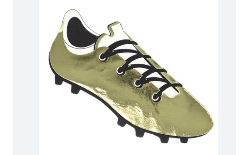 מפיות נעל כדורגל זהב