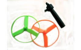 משגר דיסקיות עם קפיץ וחוט משיכה