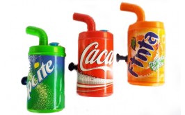 אקדחי מים בצורת פחיות