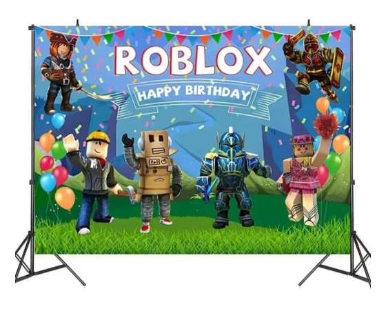 רקע שולחן /צילום מבד ענק דגם רובלוקס 1 