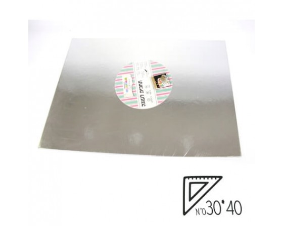 תחתית לעוגה גודל 30*40 ס"מ כסף